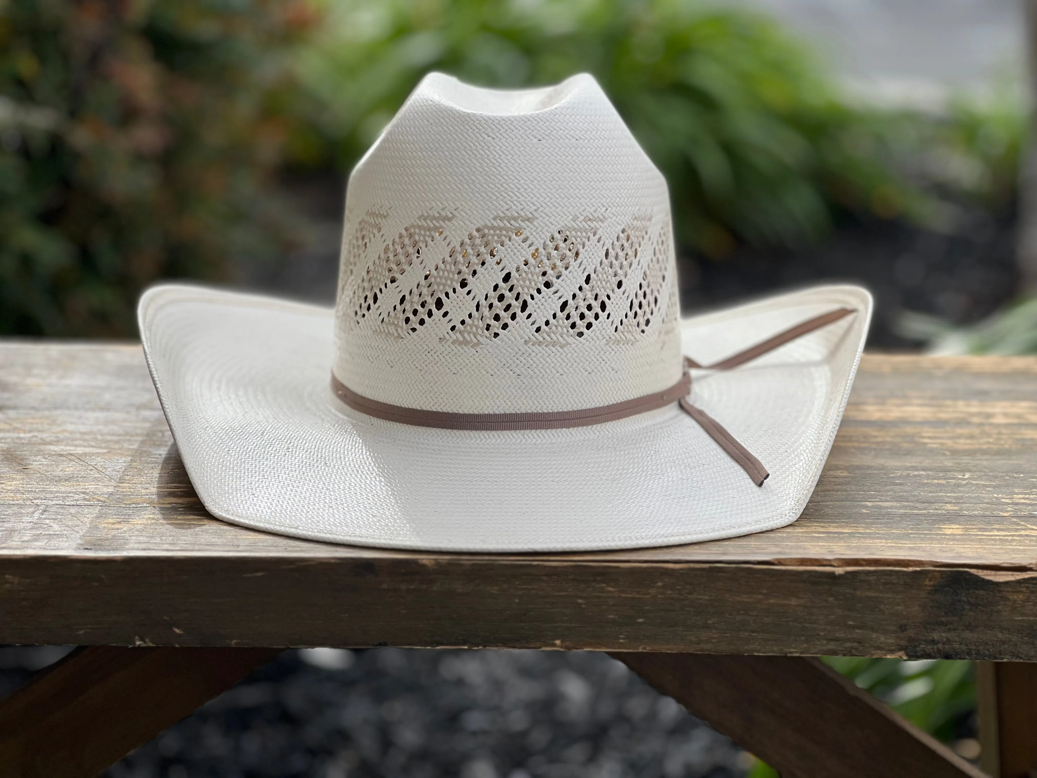 American Hat Co. Straw #6300 Crown: Minnick Brim: 4" CHL Trim: 2 CAHS