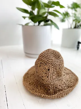 Janna Straw Bucket Hat in Khaki